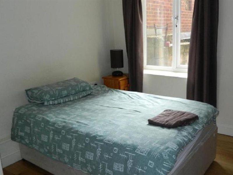 Circle Guest House Bed Only Southampton Bagian luar foto