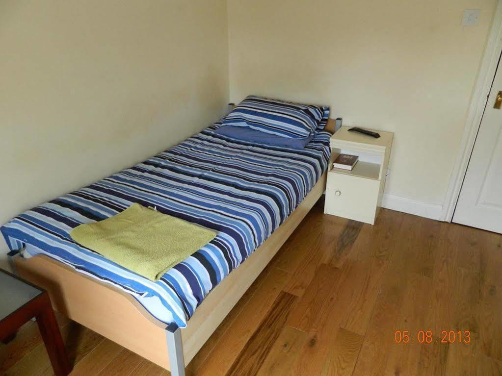 Circle Guest House Bed Only Southampton Bagian luar foto