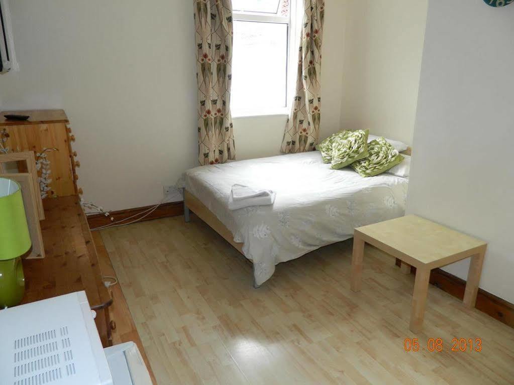 Circle Guest House Bed Only Southampton Bagian luar foto