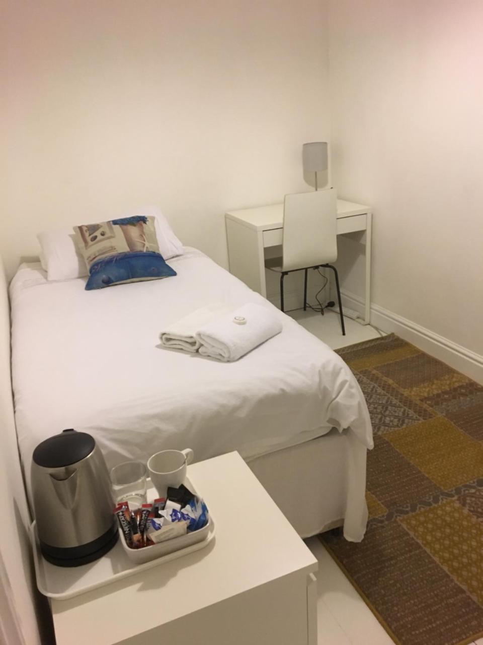 Circle Guest House Bed Only Southampton Bagian luar foto